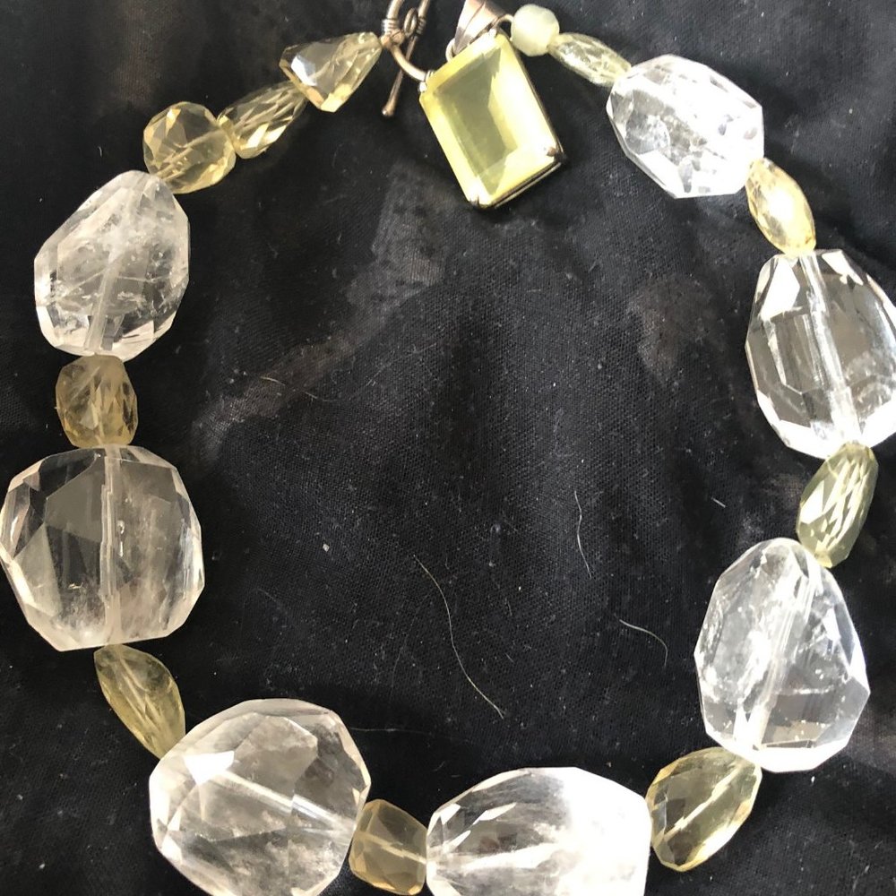 ❤️ “HUGE” Artisan Elegant Crystal and Yellow Beaded Necklace ❤️